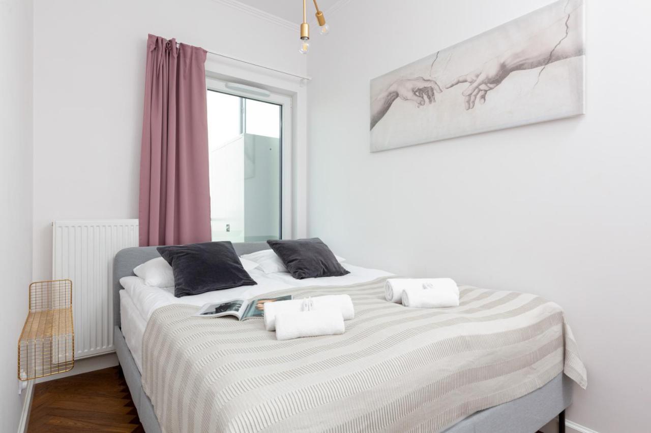 Business Center Apartments Warsaw Wola By Noclegi Renters Экстерьер фото