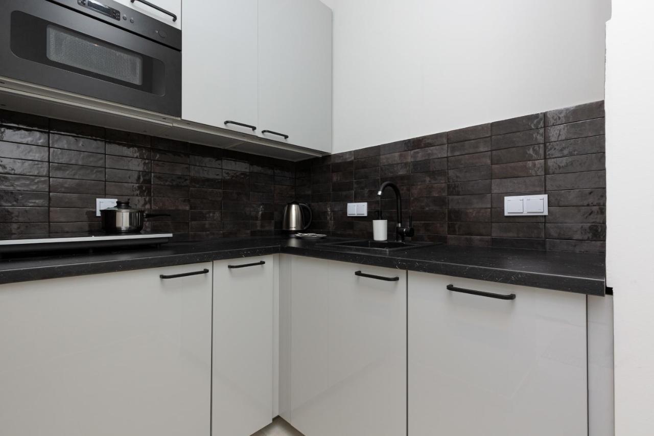 Business Center Apartments Warsaw Wola By Noclegi Renters Экстерьер фото