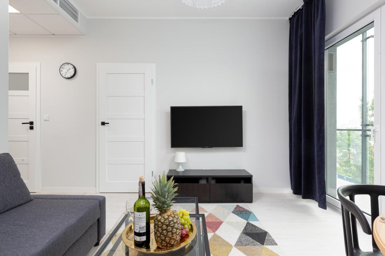 Business Center Apartments Warsaw Wola By Noclegi Renters Экстерьер фото