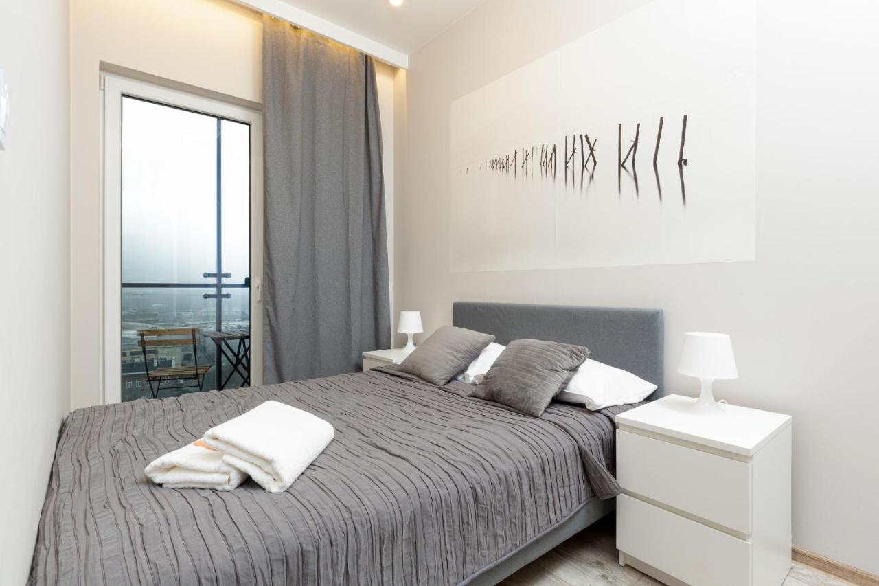 Business Center Apartments Warsaw Wola By Noclegi Renters Экстерьер фото